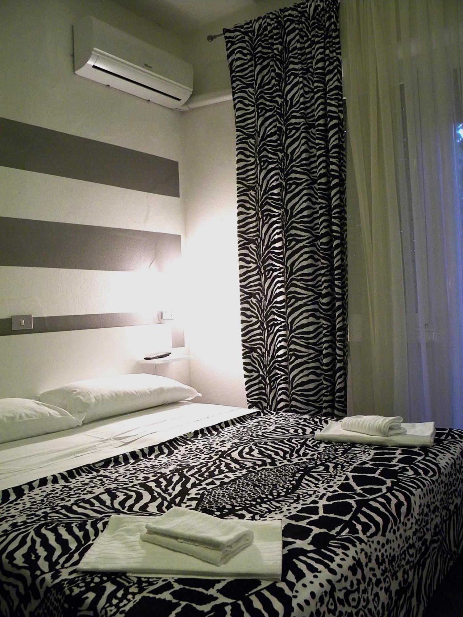 Wuhostel Hotel