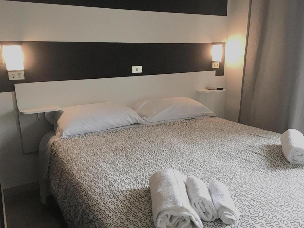 Wuhostel 3*